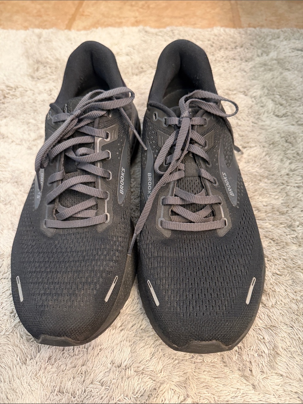 Brooks Adrenaline GTS 22 size 11